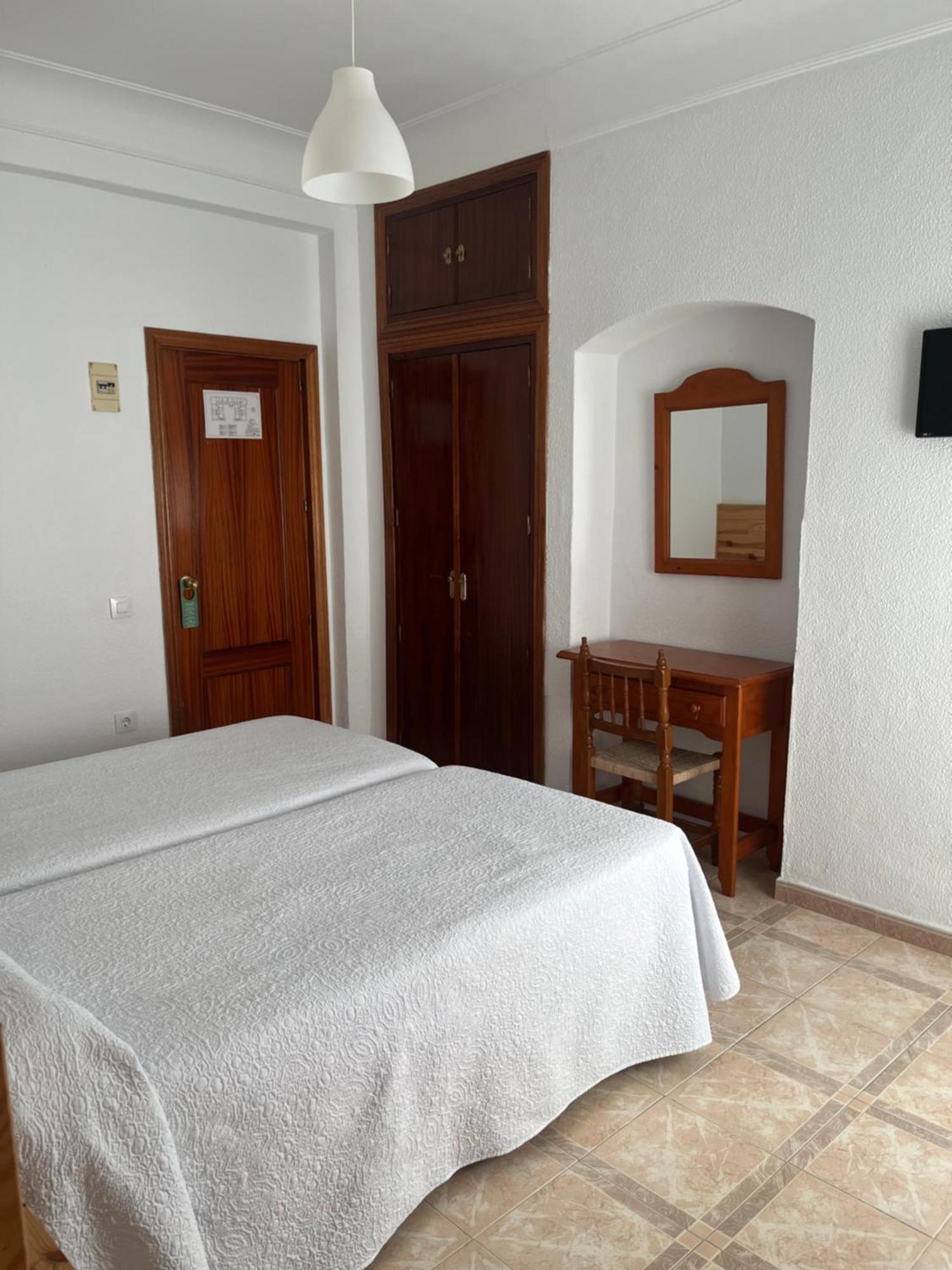 Hostal Barbate Ngoại thất bức ảnh